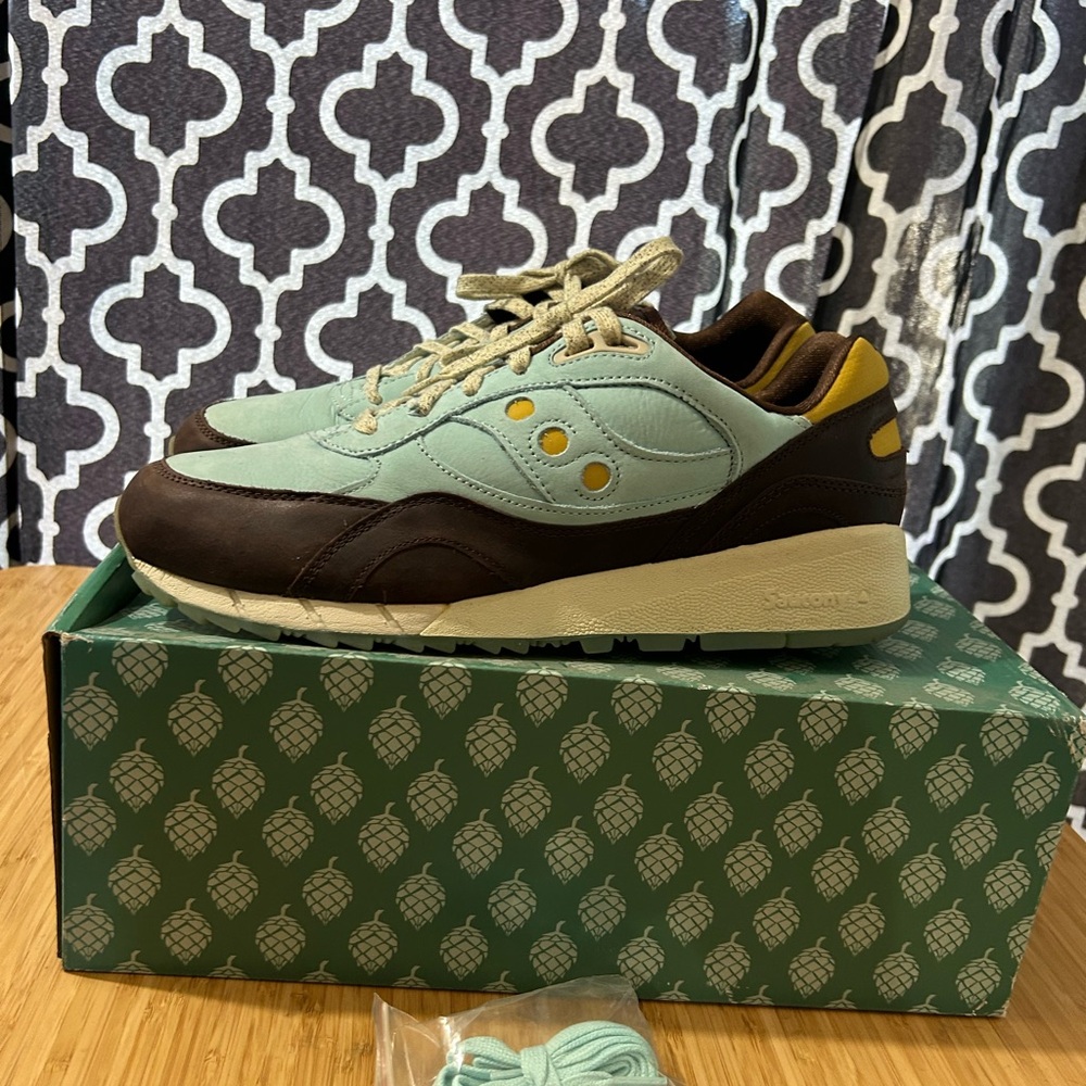 Limited Edition Saucony Shadow 6000 “Oktoberfest” 2018 Sz12
